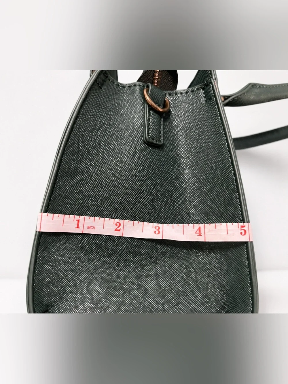 La Terre chic olive